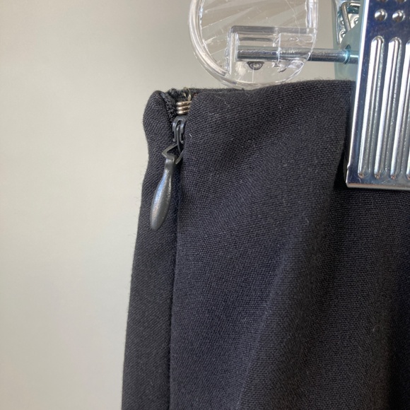 Black A line Skirt - Picture 4 of 7